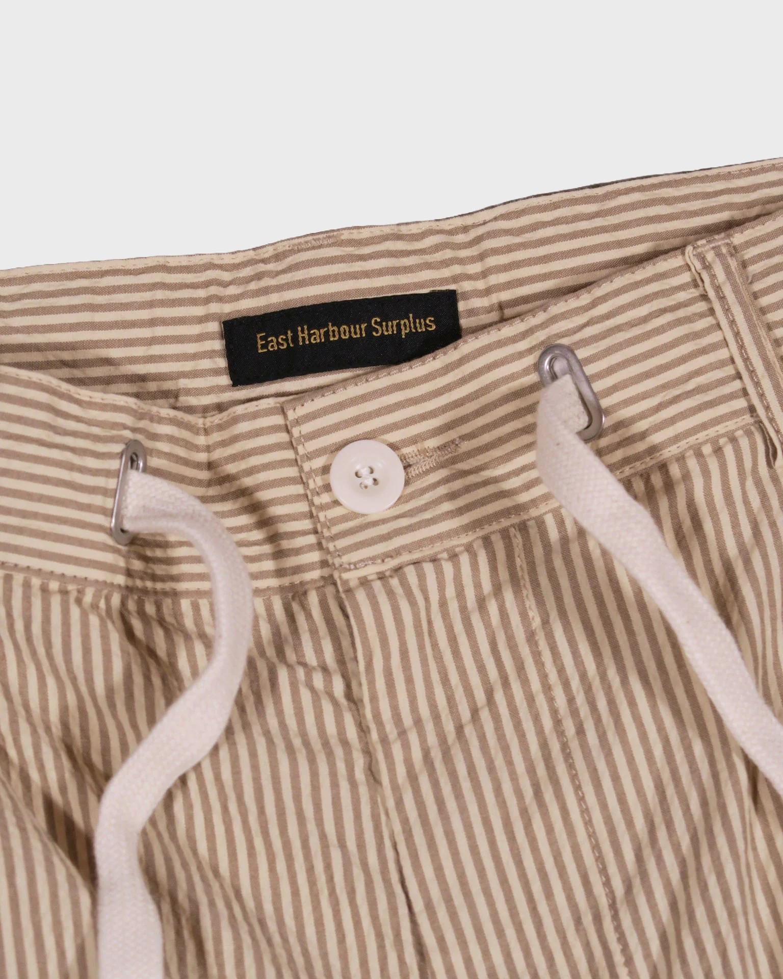 East Harbour Surplus Oxnard Striped Seersucker Trousers in Natural - Image 3