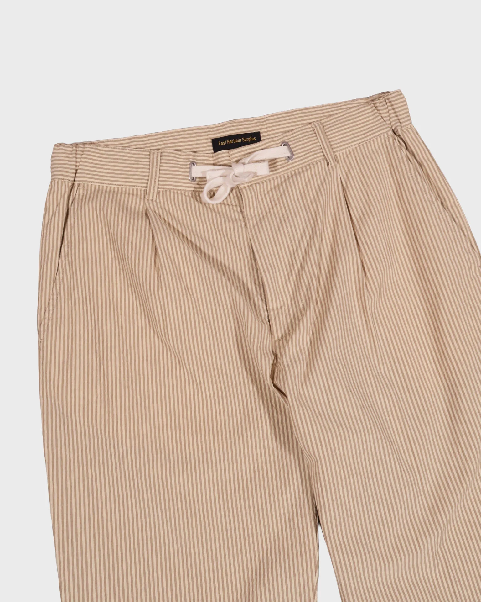 East Harbour Surplus Oxnard Striped Seersucker Trousers in Natural - Image 4