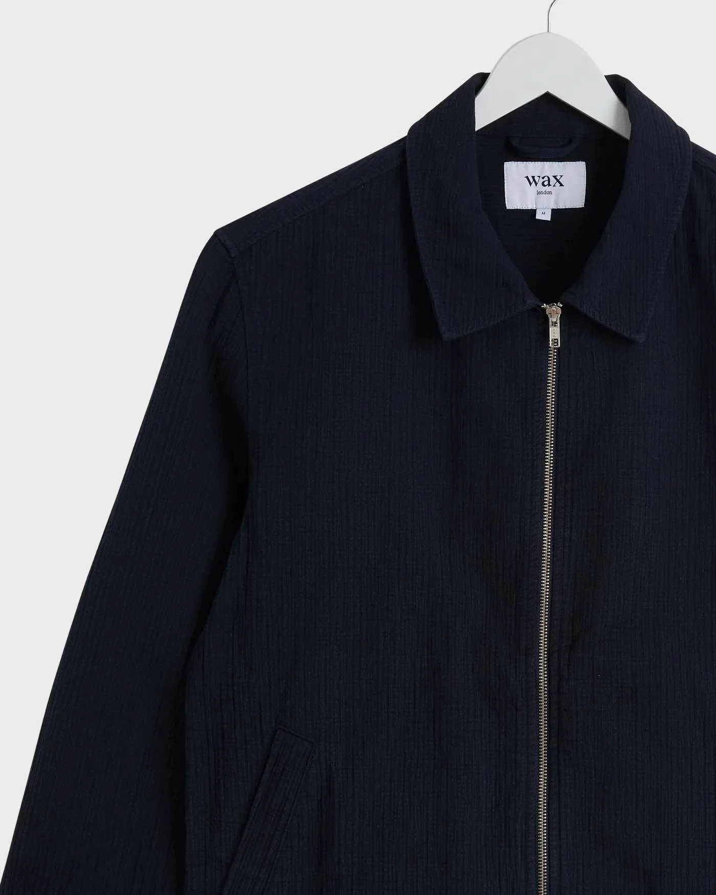 Wax London Eldon Cotton Linen Crinkle Jacket in Navy - Image 2