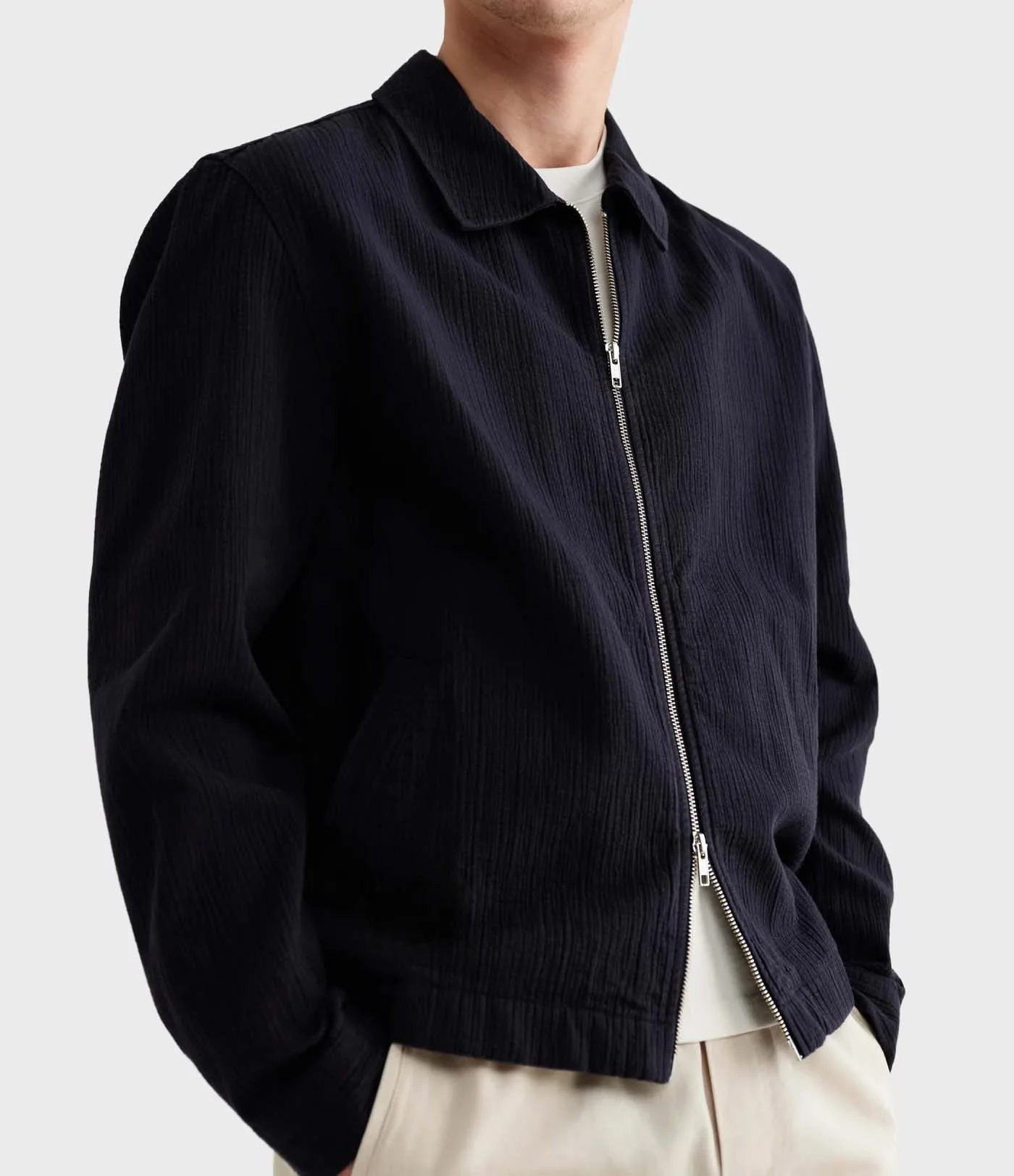 Wax London Eldon Cotton Linen Crinkle Jacket in Navy - Image 4